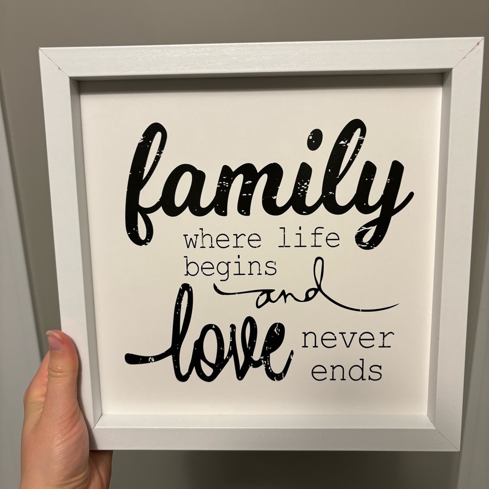 11x11inch wooden family sign